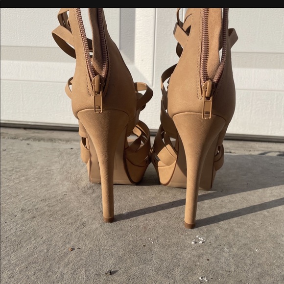Size 8 Tan Strapped Women’s Stilettos - Picture 3 of 3